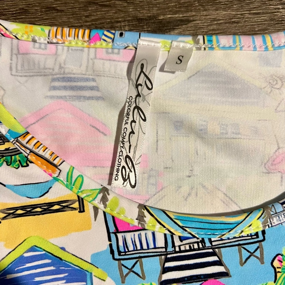 Lulu B UPF 50+ Cooling Tops – Size S and M – Bright Coastal Prints – NWT​ - Picture 2 of 10